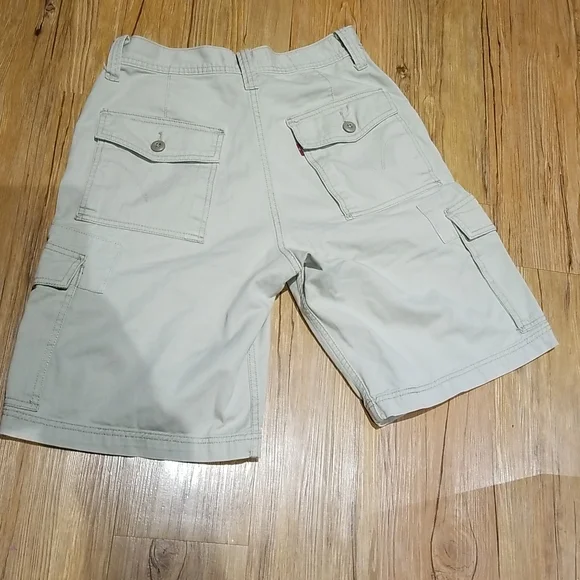Levi's khaki cargo shorts sz 30 - Picture 4 of 7
